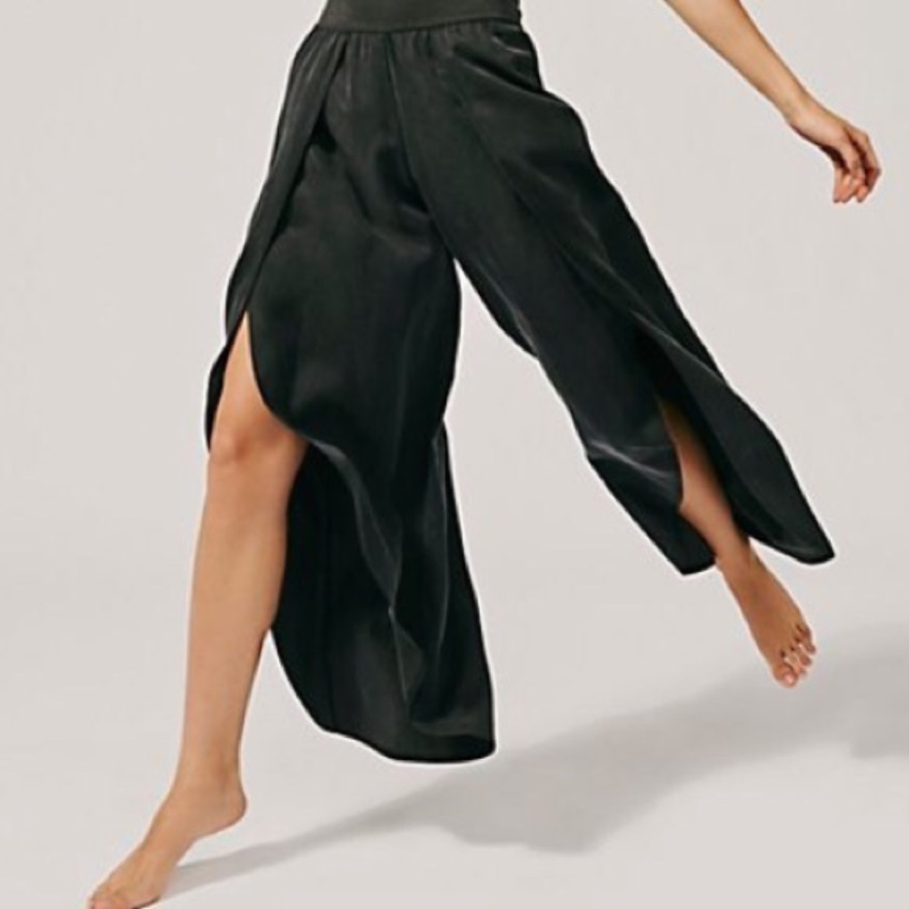 Anthropologie DREW Whitney Tulip Wrap Split Pants